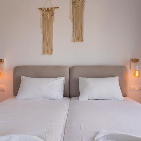 Eleftheria Studios Antiparos Town Extérieur photo