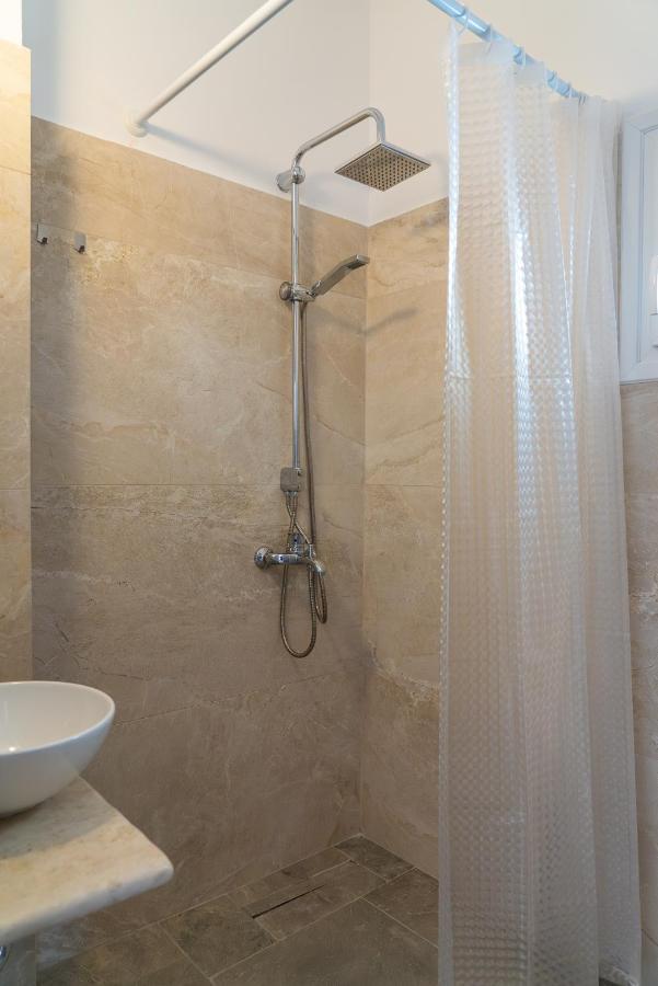 Eleftheria Studios Antiparos Town Extérieur photo