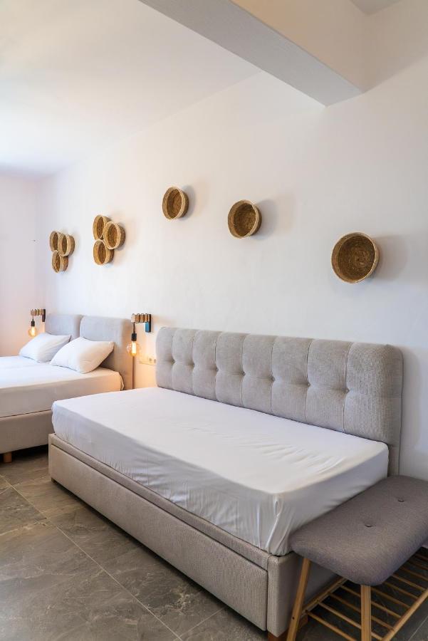 Eleftheria Studios Antiparos Town Extérieur photo
